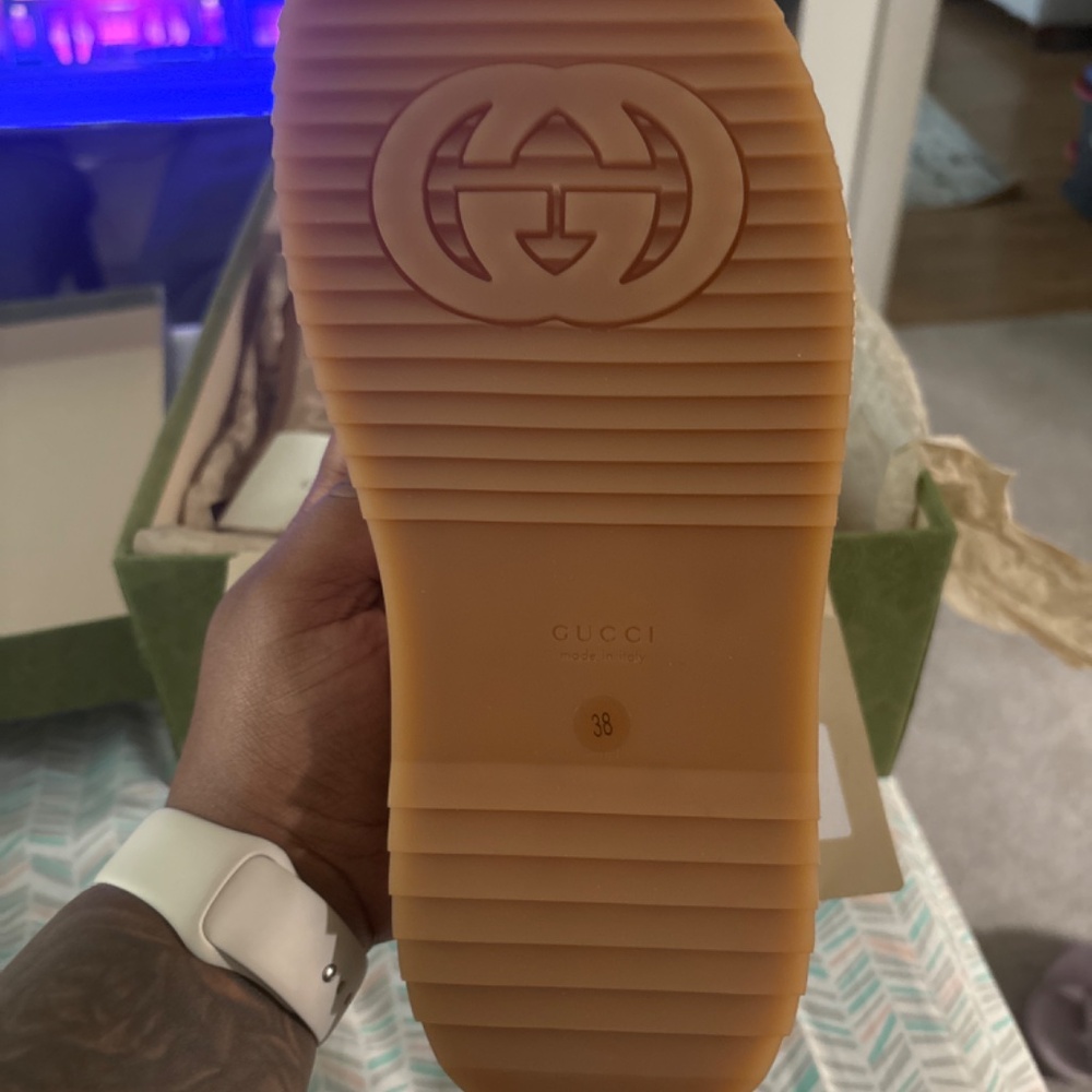 Gucci Slides - Picture 4 of 5